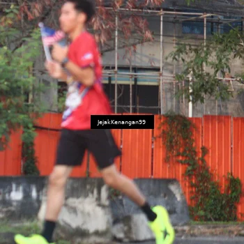 Runner Photo 5992381