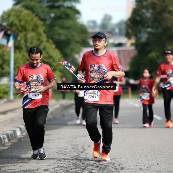 Runner Photo 5992755