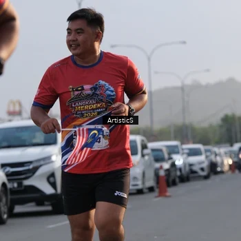 Runner Photo 5992957