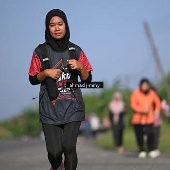 Runner Photo 5993074