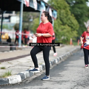 Runner Photo 5993123