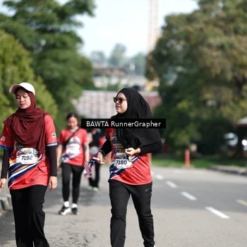Runner Photo 5993135