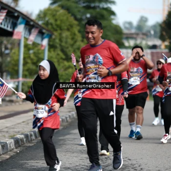Runner Photo 5993136