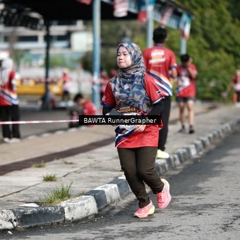 Runner Photo 5993273