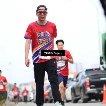 Runner Photo 5993295