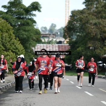 Runner Photo 5993544