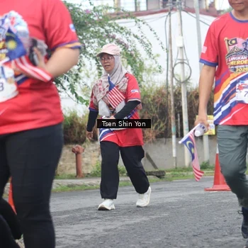 Runner Photo 5993553
