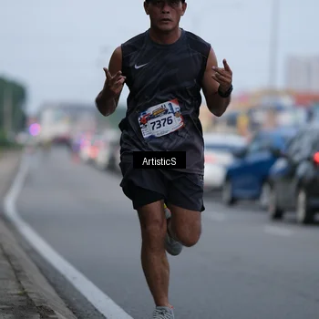 Runner Photo 5993575