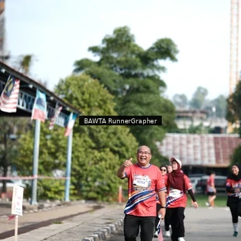 Runner Photo 5993577