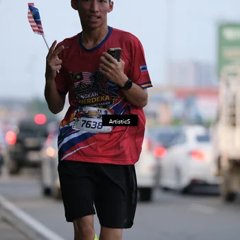 Runner Photo 5993627