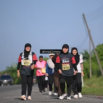 Runner Photo 5993745