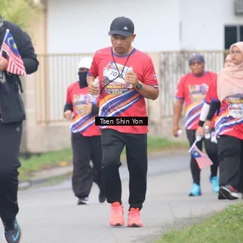 Runner Photo 5994221