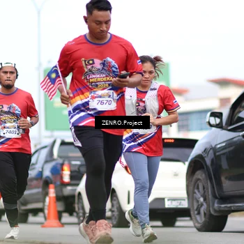 Runner Photo 5994347