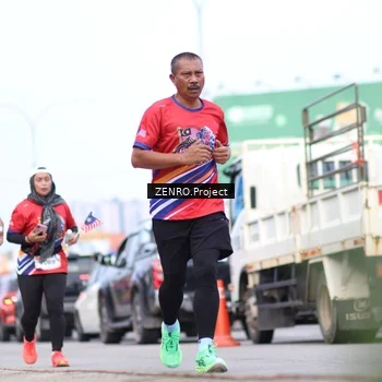 Runner Photo 5994552