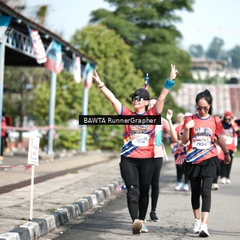 Runner Photo 5994610
