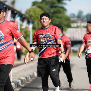 Runner Photo 5994617