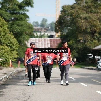 Runner Photo 5994652