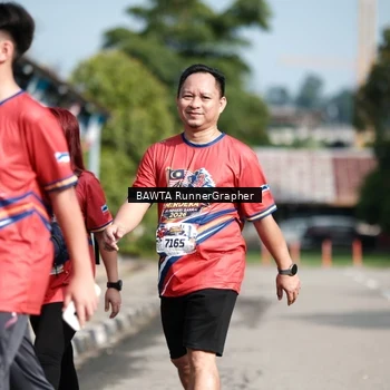 Runner Photo 5994675