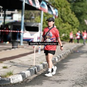 Runner Photo 5994685