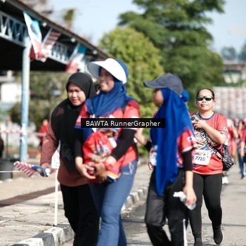Runner Photo 5994751