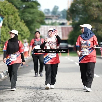 Runner Photo 5994759