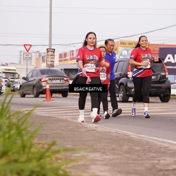 Runner Photo 5994853