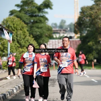 Runner Photo 5995172