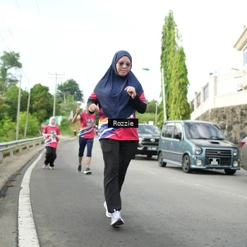 Runner Photo 5995324