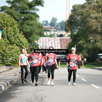 Runner Photo 5995431