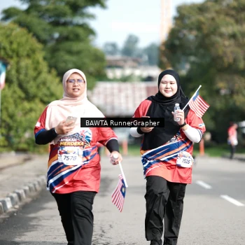 Runner Photo 5995452