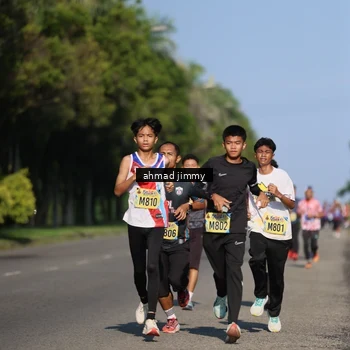 Runner Photo 5995541