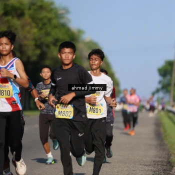 Runner Photo 5995571