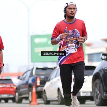 Runner Photo 5995605