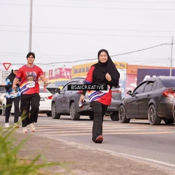 Runner Photo 5995653
