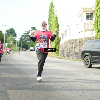 Runner Photo 5995704