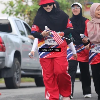 Runner Photo 5995715