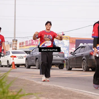 Runner Photo 5995717