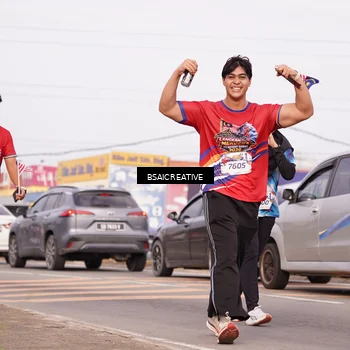 Runner Photo 5995744