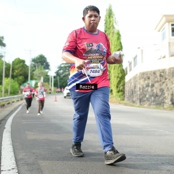 Runner Photo 5995757