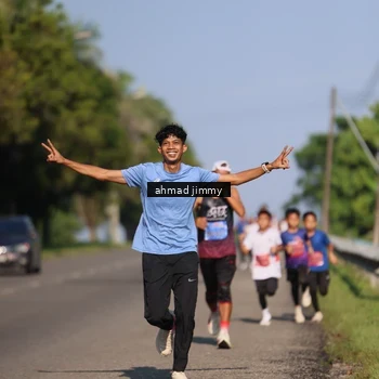 Runner Photo 5995859