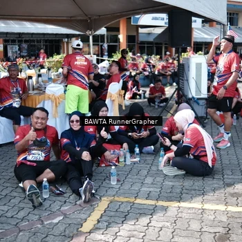 Runner Photo 5995998