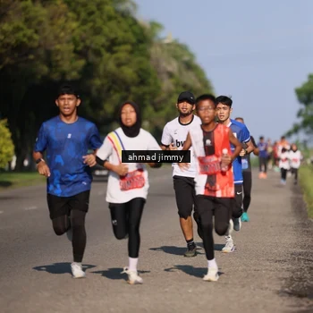 Runner Photo 5996043