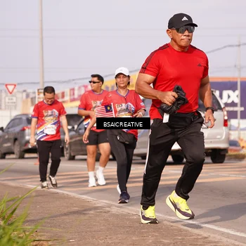 Runner Photo 5996650