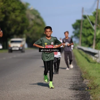 Runner Photo 5996657