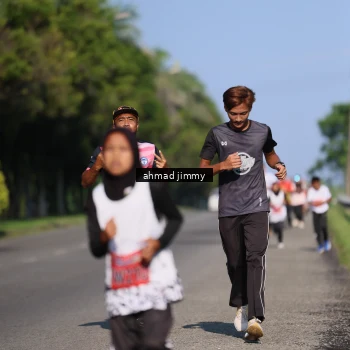 Runner Photo 5996676