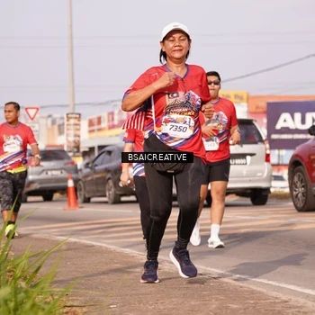 Runner Photo 5996710