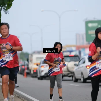 Runner Photo 5997071