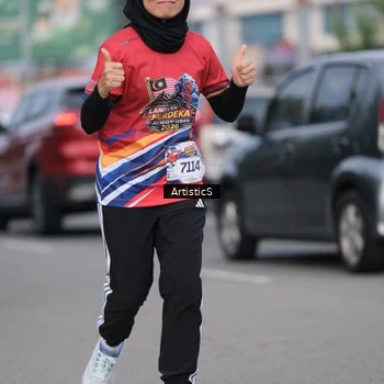 Runner Photo 5997543