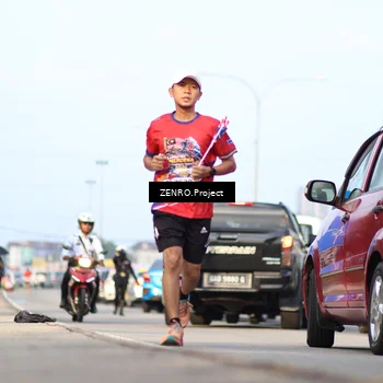 Runner Photo 5997773