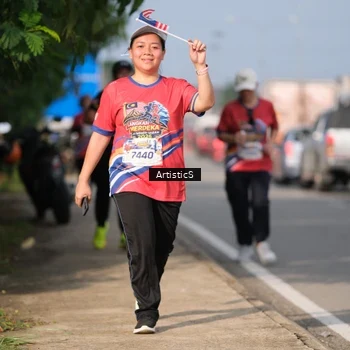 Runner Photo 5998343